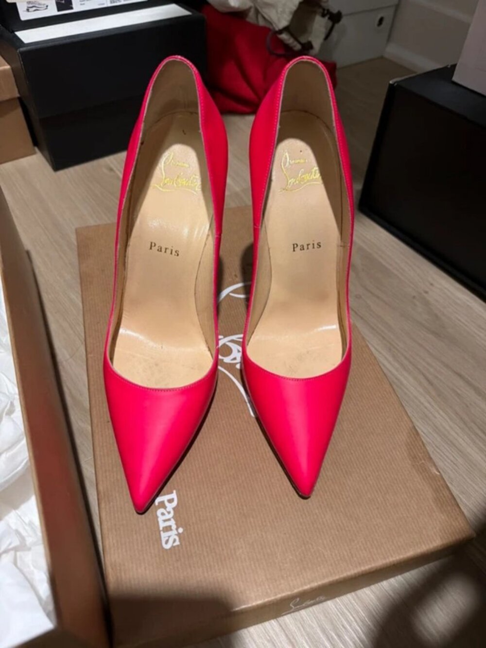 Hot pink pump